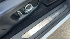 Land Rover Range Rover Evoque 1.5 P300e R-Dynamic S 5dr Auto Hatchback